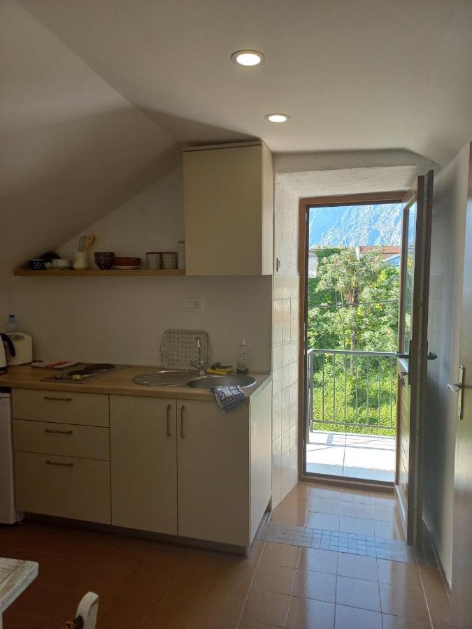 קוטור Mansarda Apartment מראה חיצוני תמונה
